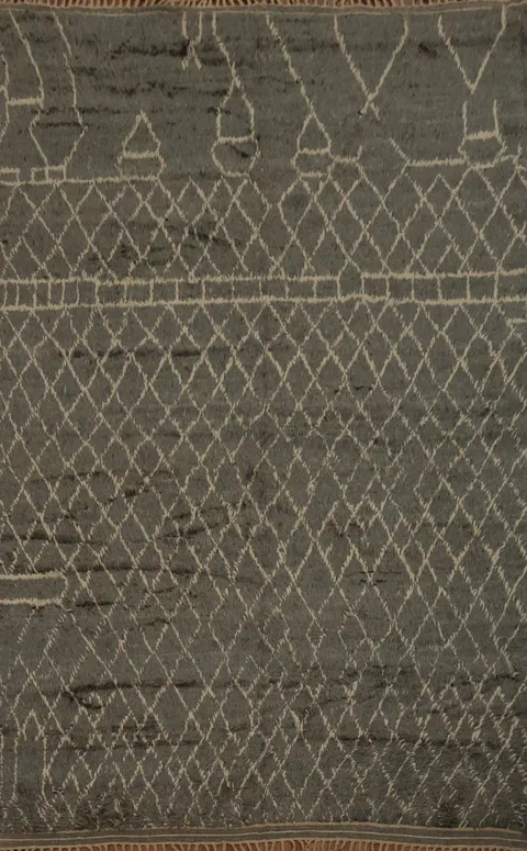 Chic Moroccan Area Rug 8x11 with Unique Geometric Motifs