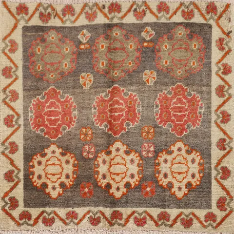 Handmade Wool Shiraz Persian Square Rug 2x2
