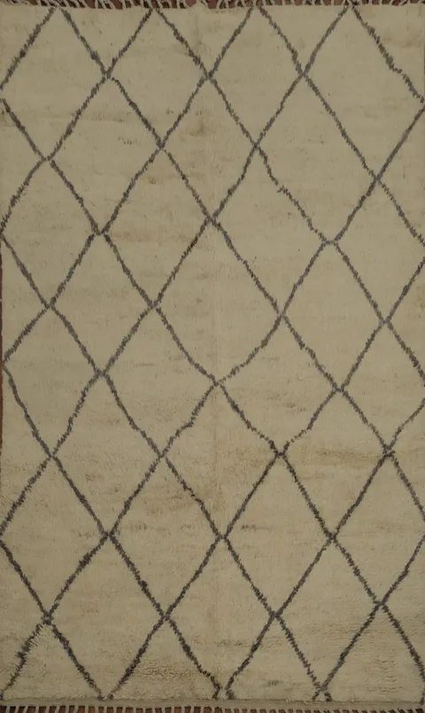 Minimalist Moroccan Wool Area Rug 6x9 in Neutral Beige Tones