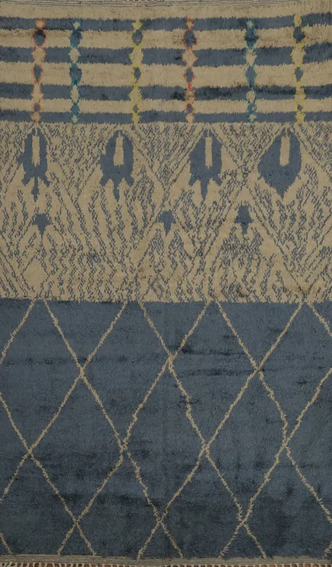 Plush Moroccan Area Rug 7x10 Featuring Unique Pattern Blend Design