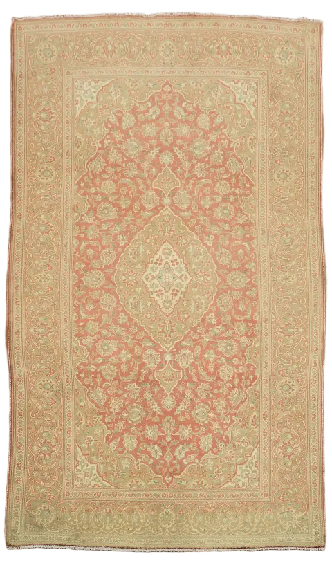 Muted tones and classic design Mashad Persian Area Rug 7'x11'