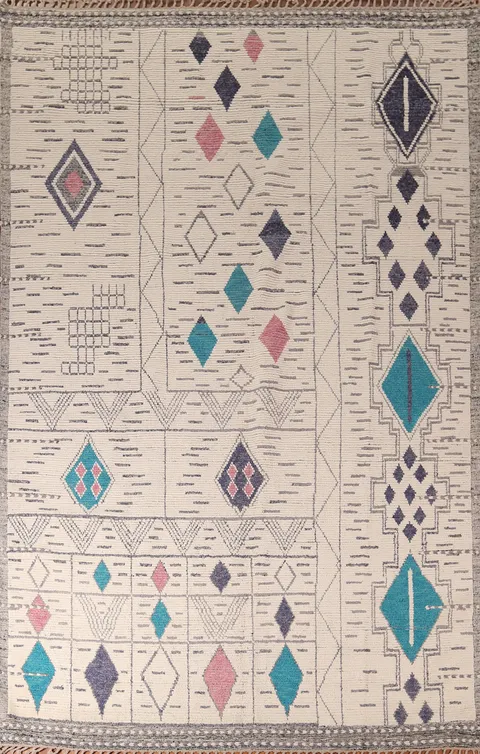 Stylish Bohemian Rug Enhanced by Unique Geometrical Patterns 9x13