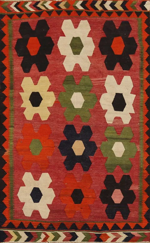 Vegetable Dye Kilim Qashqai Persian Area Rug 5x8
