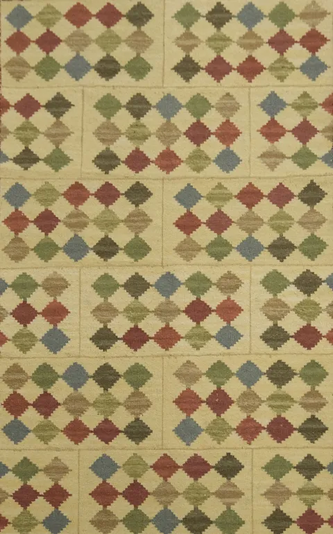 4x6 Vivid Diamond Pattern Flat-Weave Kilim Rug for Modern Interiors