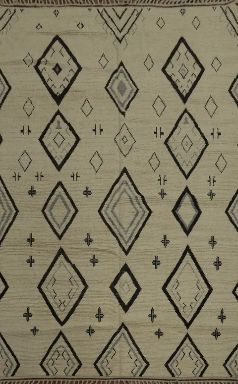 Chic Neutral Moroccan Area Rug 8x11 with Bold Geometric Diamond Patterns