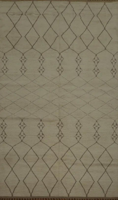 Stylish Moroccan Area Rug 7x11 with Intricate Geometric Motifs