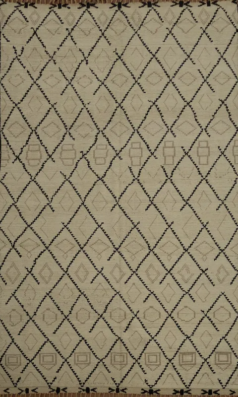 Geometric Elegance Handmade Wool Moroccan Area Rug 8x12