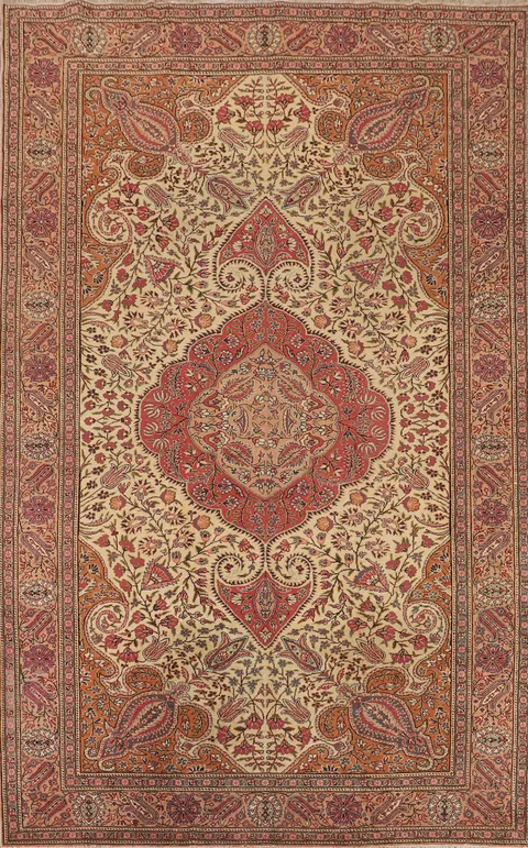 Vintage Floral Anatolian Turkish Area Rug 7x10