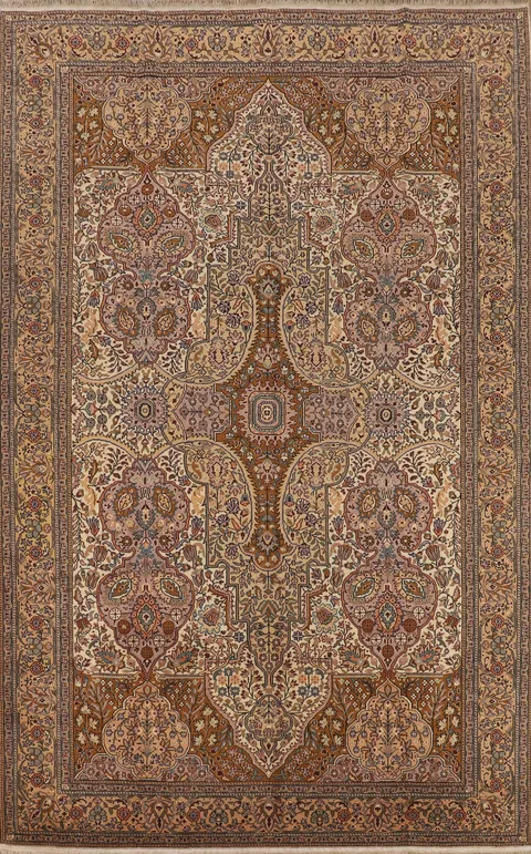 Vintage Floral Wool Anatolian Turkish Area Rug 7x10