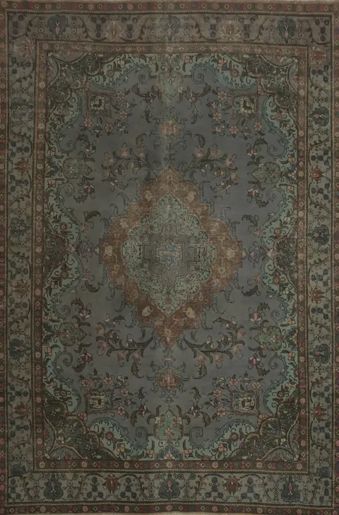 Ornamental Tabriz Persian Large Area Rug 10x13 for Sophisticated Ambiance