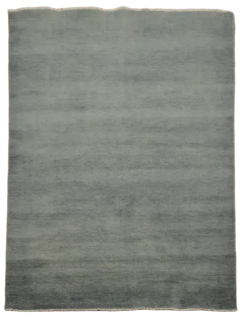 Elegant Gray Area Rug for a Modern Minimalist Space 5x6