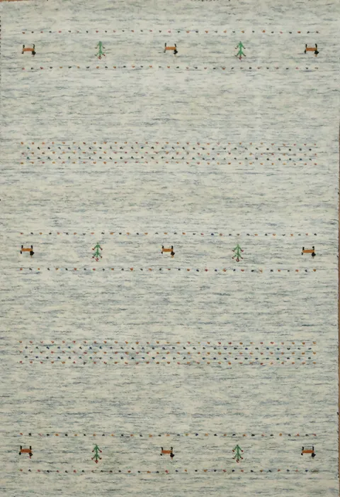 Nature-Inspired Rug with Charming Animal and Tree Accents 4'x6'