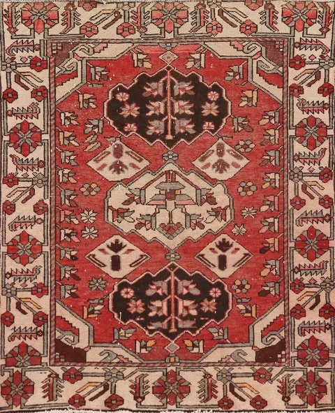 Geometric Wool Bakhtiari Persian Rug 5x6