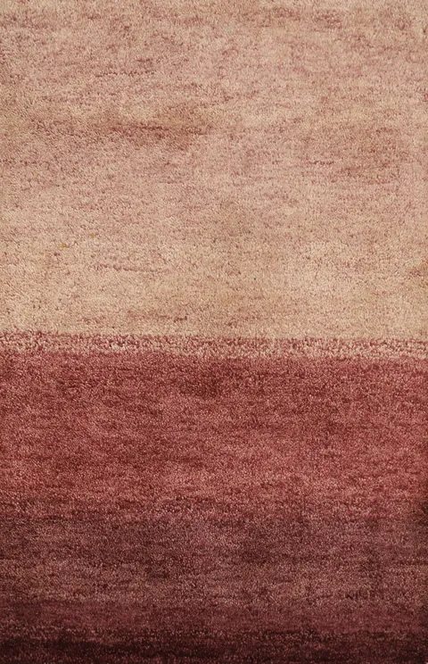 Elegant Ombre Gabbeh Rug 2x3 with Soft Gradient Color Transition