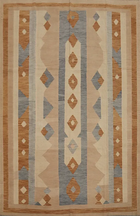 Handwoven Southwestern Style Geometric Pattern Rug 8x10