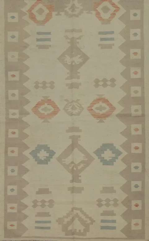 Southwestern Elegance Geometric Beige Kilim Rug 5x8