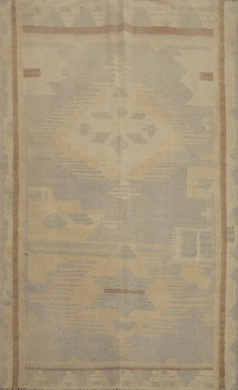 Neutral Tone Artistic Rug 4x5 for a Timeless Interior Design