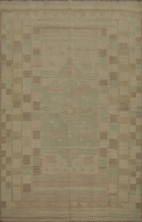 Classic Handmade Kilim Rug 5x6 with Soft Earthy Tones and Design