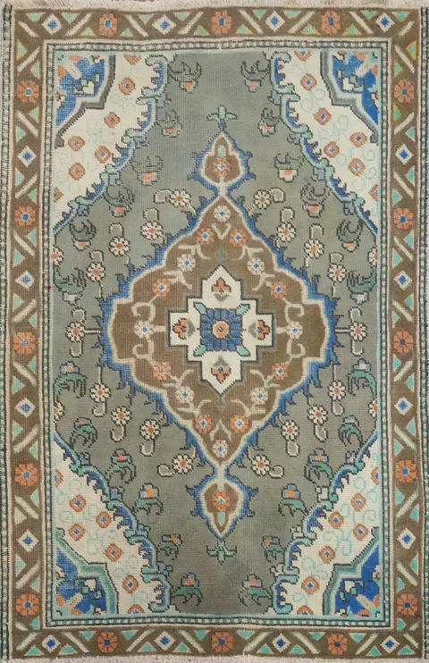 Vintage Wool Medallion Tabriz Persian Rug 3x5