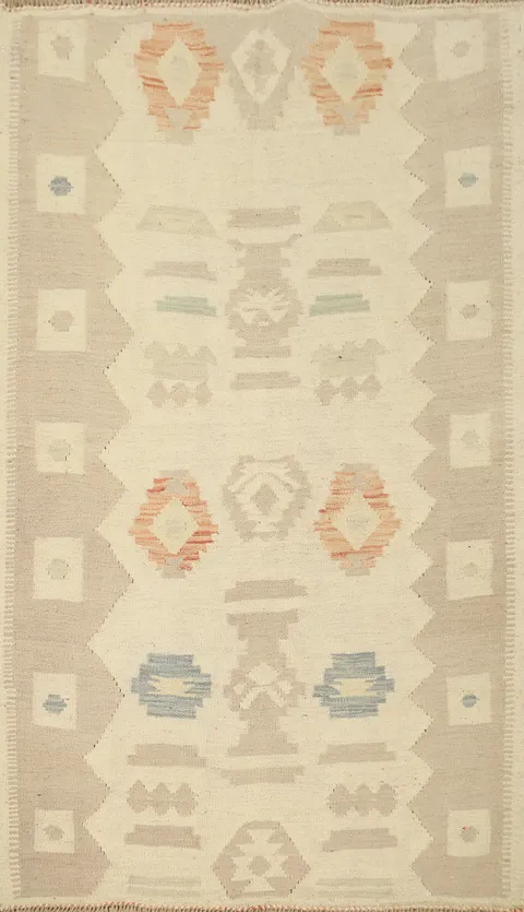 Bohemian Elegance: Handwoven Geometric Kilim Wool Rug 3x5