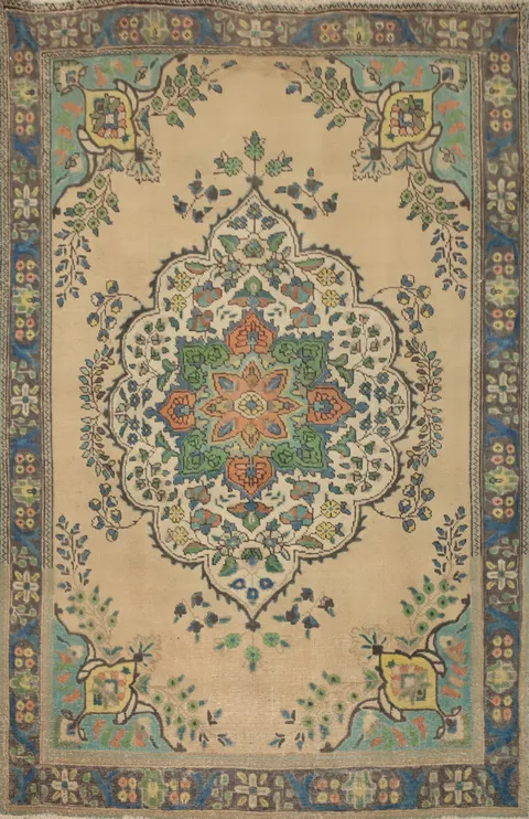 Handmade Floral Wool Medallion Tabriz Persian Rug 5x6