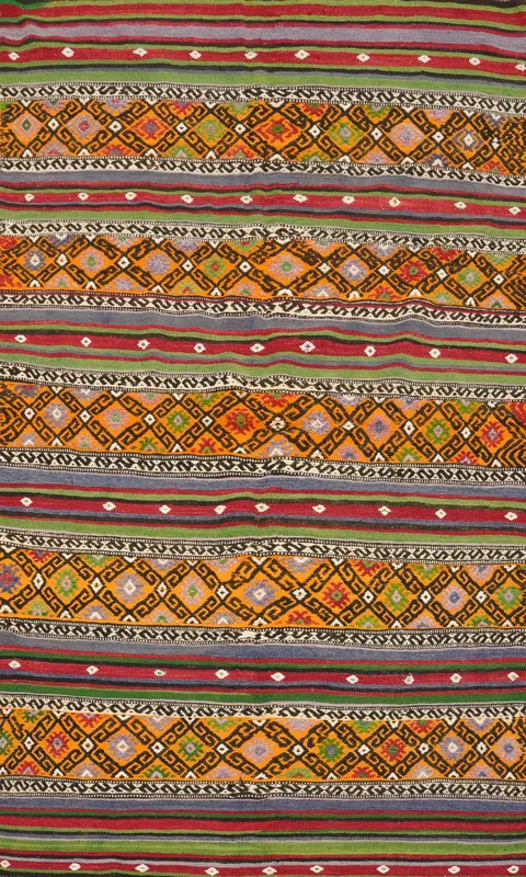 Colorful Kilim Rug 5x7 to Enliven Any Living Space with Elegance