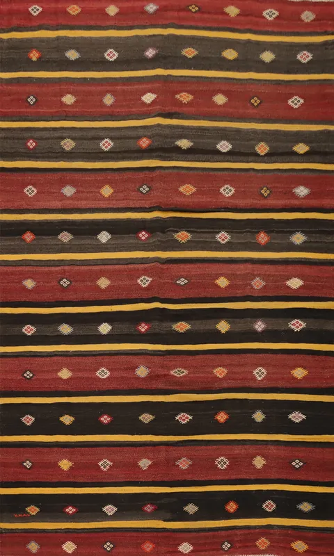 Handcrafted Kilim Area Rug 6x10 Featuring Striking Geometric Designs