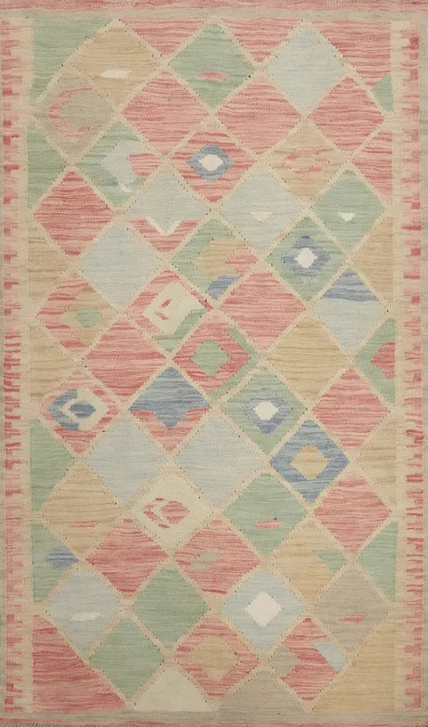 Bohemian Chic: Soft Pastel Geometric Kilim Rug 3x5