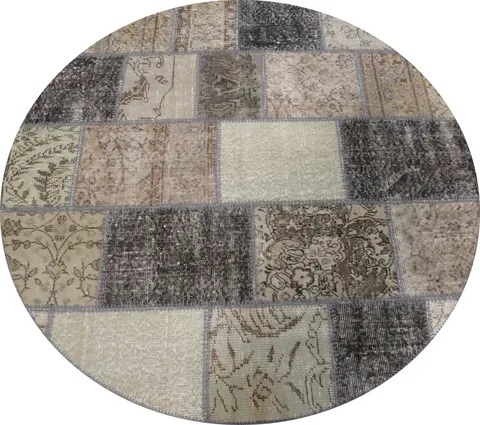 Earthy Tones in a Patchwork Round Area Rug 5x5 for Cozy Interiors