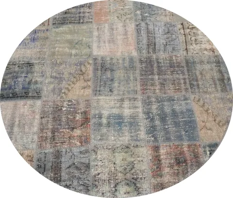 Distressed Modern Patchwork Round Area Rug 5x5