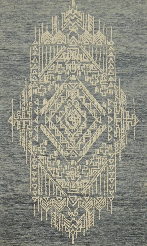 Beautifully Textured Area Rug 5x8 Featuring Ethnic Geometric Art