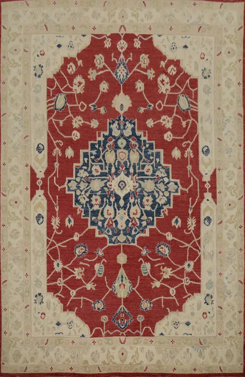 Classic Medallion Rug in Bold Red and Cream Tones 9x12