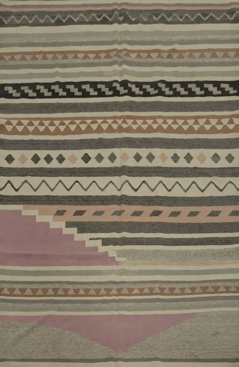Elegant Geometric Kilim Area Rug 9x12 in Soft Pastel Shades