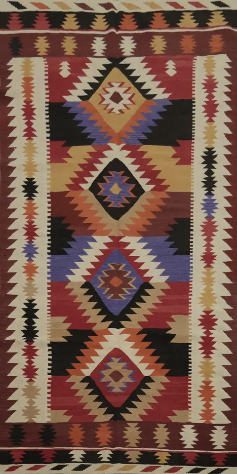 Southwest Style Kilim Area Rug 5x12 with Bold Geometric Patterns