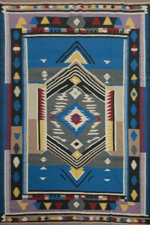 Kilim Area Rug 8x10 with Artistic Geometric Patterns