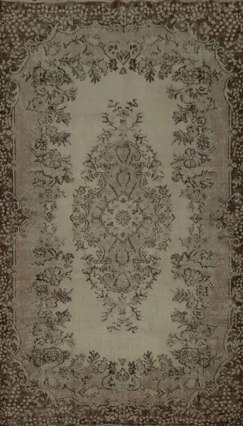Vintage Anatolian Area Rug 6x10 with Ornate Border Design