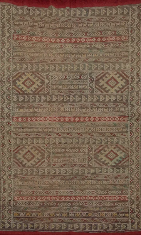 Durrie Kilim Rug 4x5 Embodying Timeless Geometric Tribal Style
