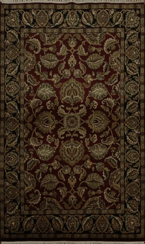 Burgundy Agra Oriental Rug 4x6 with Timeless Floral Motifs