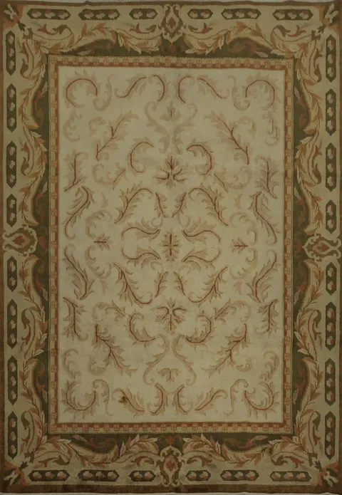 Sophisticated Aubusson Area Rug 8x10 with Ornate Details