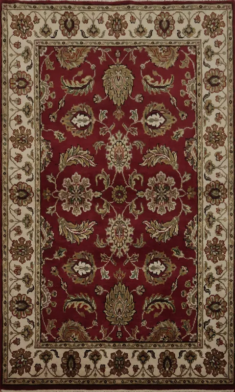 Stunning Red Agra Oriental Rug 4x6 Enhancing Any Space
