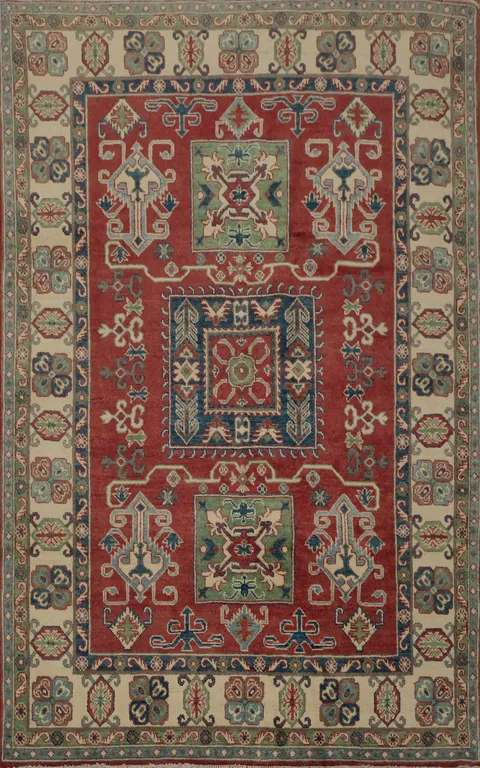 Sophisticated Kazak Oriental Rug 5x7 for Elegant Spaces