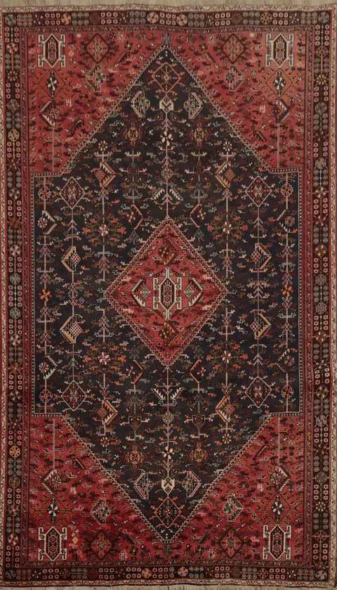 Handcrafted Shiraz Persian Area Rug 7x10 with Central Medallion