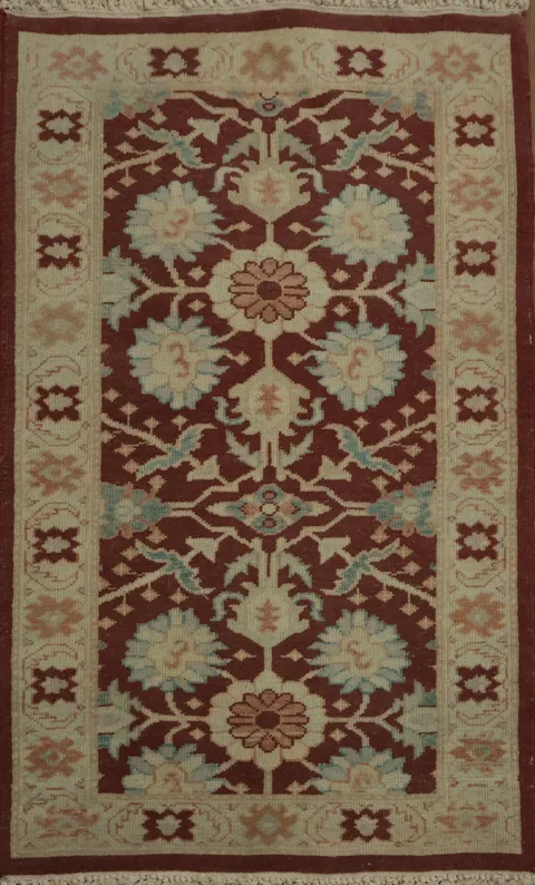 Intricate Floral Motif: Elegance Embodied in a Handmade Rug 2x4