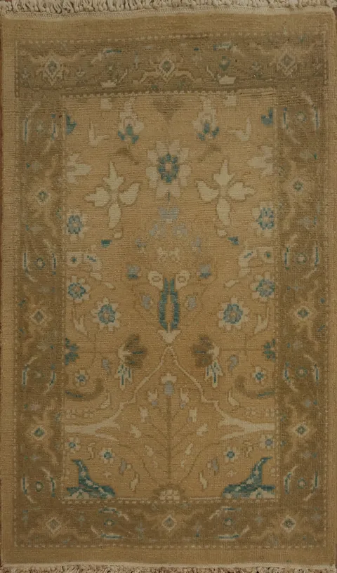 Luxurious Oriental Rug with Intricate Floral Patterns and Warm Tones 2x3