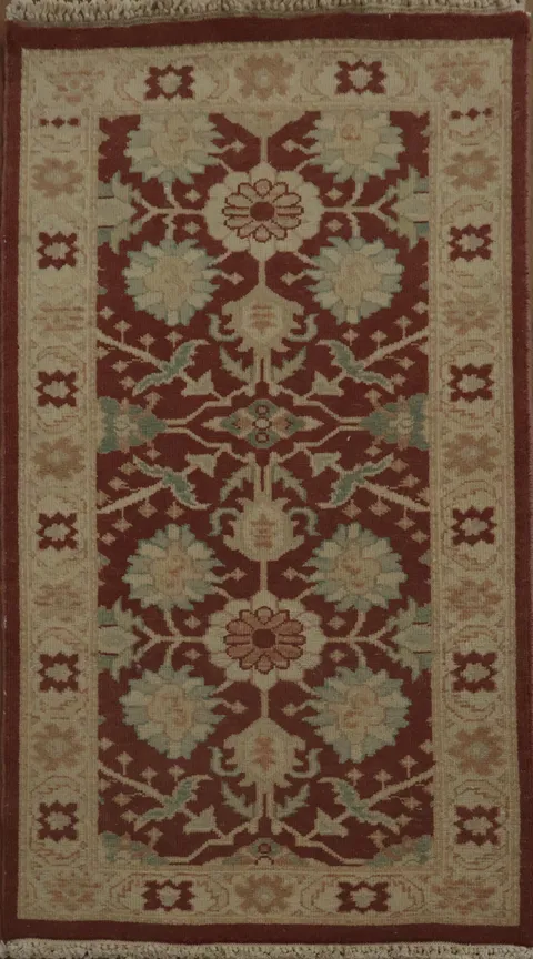 Intricate Floral Design Rug Perfect for Classy Interiors 2x4