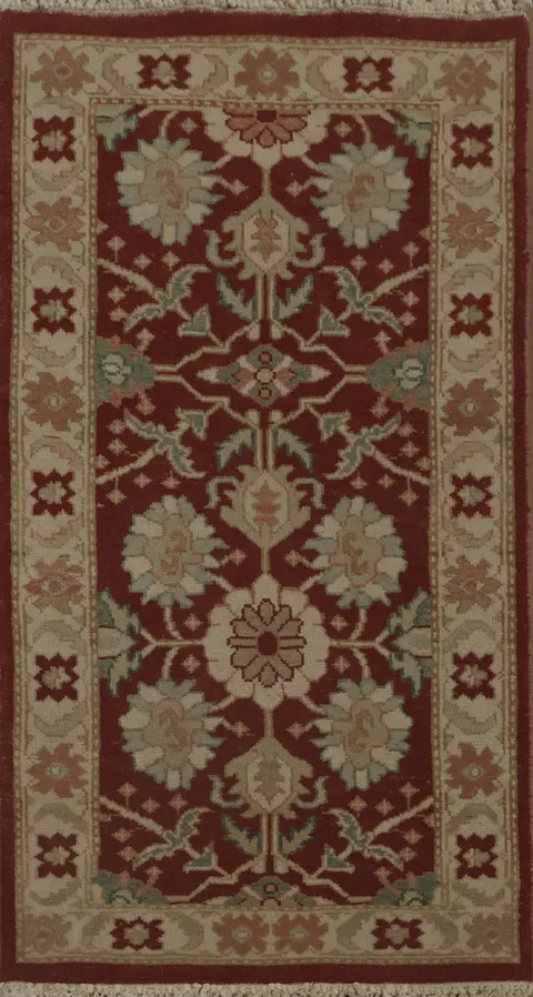 Traditional Style Rug with Sophisticated Floral Artwork 2x4