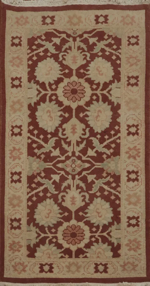 Handcrafted Oriental Rug Featuring Intricate Floral Patterns 2x4