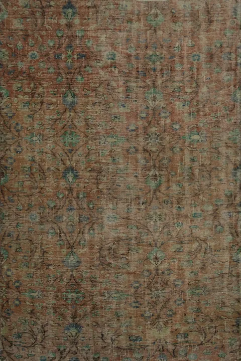 Classic Rustic-Inspired Distressed Turkish Rug Perfect for Sophisticated Vintage Appeal 5x8