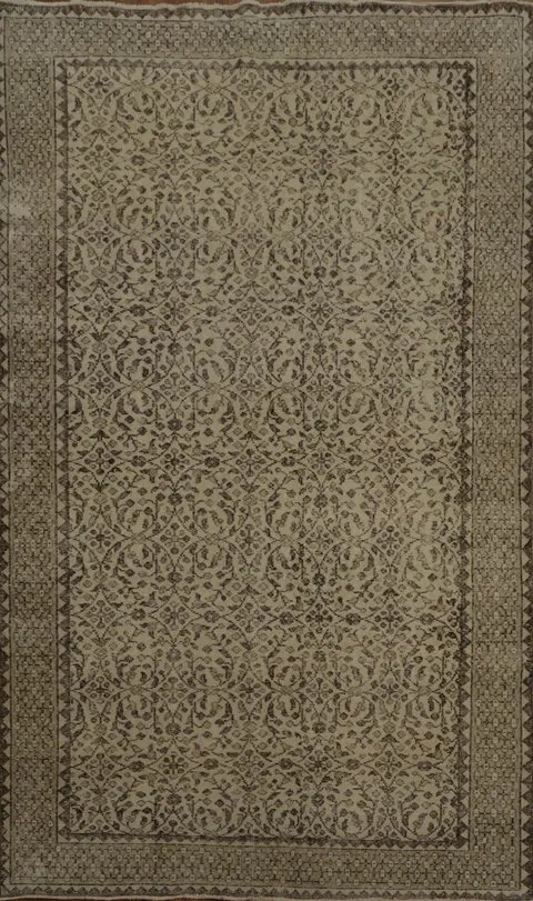 Chic Neutral Tones: Exquisitely Patterned Rug 6x9
