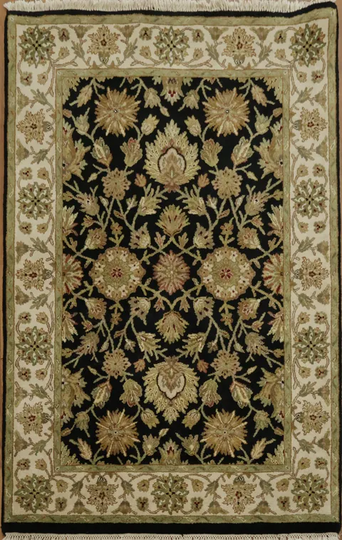 Elegant Black Floral Agra Oriental Rug 4x6